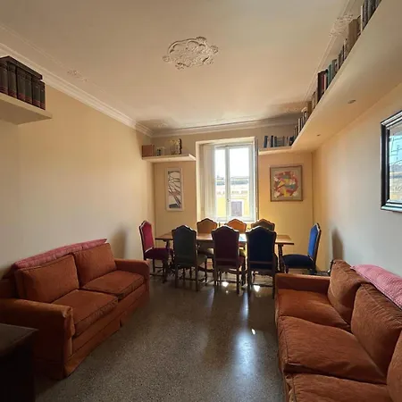 Tibullo ,classico Ed Elegante Appartamento Roma