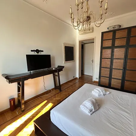 Tibullo ,classico Ed Elegante Roma