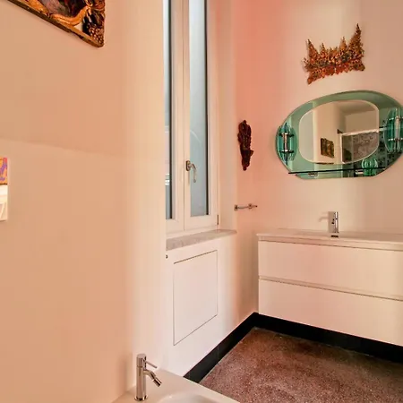 Tibullo ,classico Ed Elegante